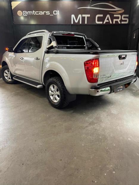 NISSAN Frontier 2.3 16V LE 4X4 CABINE DUPLA BI-TURBO DIESEL AUTOM�TICO, Foto 5