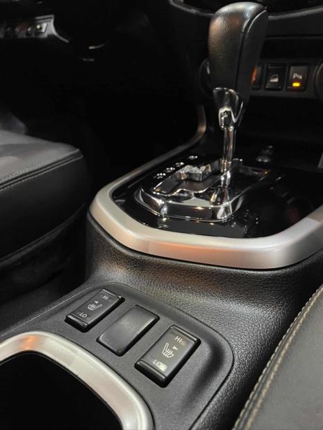 NISSAN Frontier 2.3 16V LE 4X4 CABINE DUPLA BI-TURBO DIESEL AUTOM�TICO, Foto 10