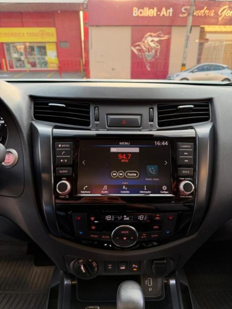 NISSAN Frontier 2.3 16V PRO4X CABINE DUPLA 4X4 BI-TURBO DIESEL AUTOM�TICO, Foto 15