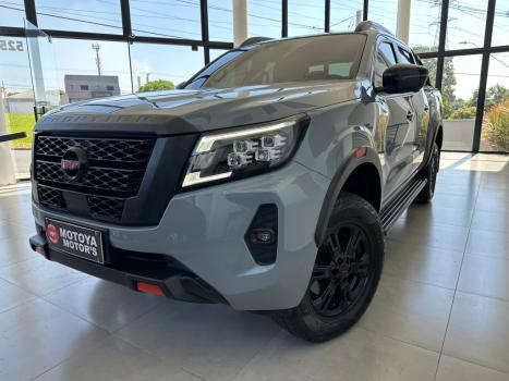 NISSAN Frontier 2.3 16V PRO4X CABINE DUPLA 4X4 BI-TURBO DIESEL AUTOM�TICO, Foto 2