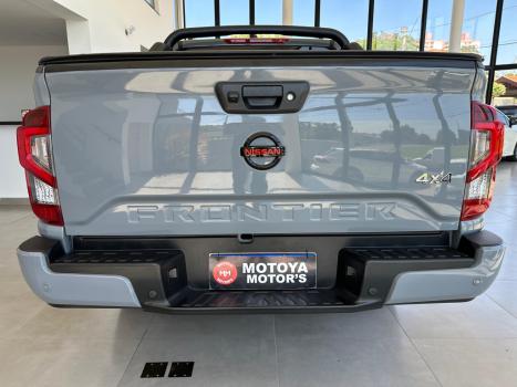 NISSAN Frontier 2.3 16V PRO4X CABINE DUPLA 4X4 BI-TURBO DIESEL AUTOM�TICO, Foto 3