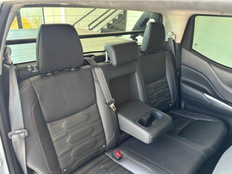 NISSAN Frontier 2.3 16V PRO4X CABINE DUPLA 4X4 BI-TURBO DIESEL AUTOM�TICO, Foto 10