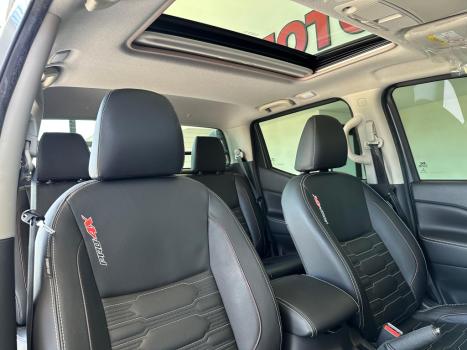 NISSAN Frontier 2.3 16V PRO4X CABINE DUPLA 4X4 BI-TURBO DIESEL AUTOM�TICO, Foto 15