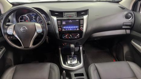 NISSAN Frontier 2.3 ATTACK CABINE DUPLA 4X4 BI-TURBO DIESEL AUTOM�TICO, Foto 4