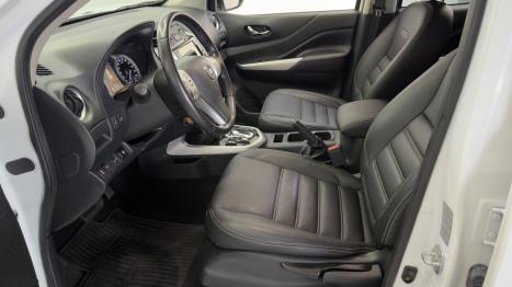 NISSAN Frontier 2.3 ATTACK CABINE DUPLA 4X4 BI-TURBO DIESEL AUTOM�TICO, Foto 6