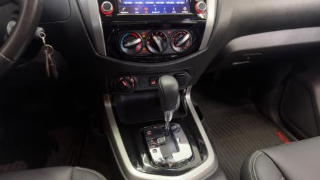 NISSAN Frontier 2.3 ATTACK CABINE DUPLA 4X4 BI-TURBO DIESEL AUTOM�TICO, Foto 8