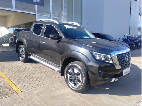 NISSAN Frontier 2.3 16V XE 4X4 CABINE DUPLA BI-TURBO DIESEL AUTOM�TICO, Foto 3