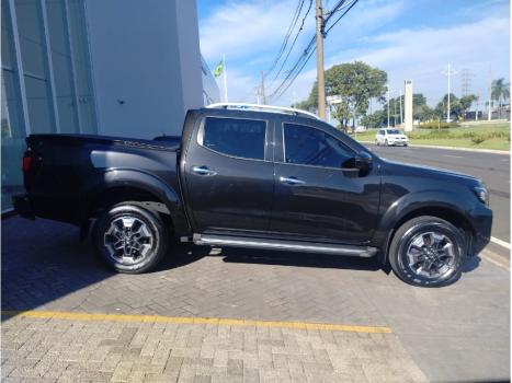 NISSAN Frontier 2.3 16V XE 4X4 CABINE DUPLA BI-TURBO DIESEL AUTOM�TICO, Foto 4