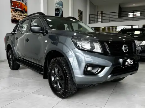 NISSAN Frontier 2.3 ATTACK CABINE DUPLA 4X4 BI-TURBO DIESEL AUTOM�TICO, Foto 3