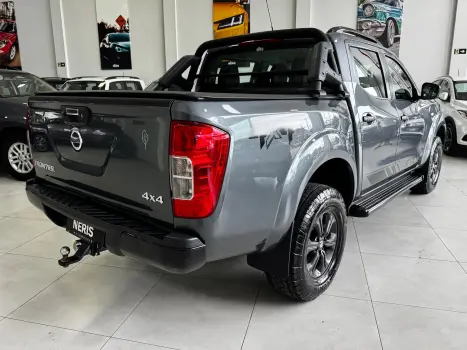 NISSAN Frontier 2.3 ATTACK CABINE DUPLA 4X4 BI-TURBO DIESEL AUTOM�TICO, Foto 5