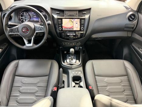 NISSAN Frontier 2.3 16V PRO4X CABINE DUPLA 4X4 BI-TURBO DIESEL AUTOM�TICO, Foto 3