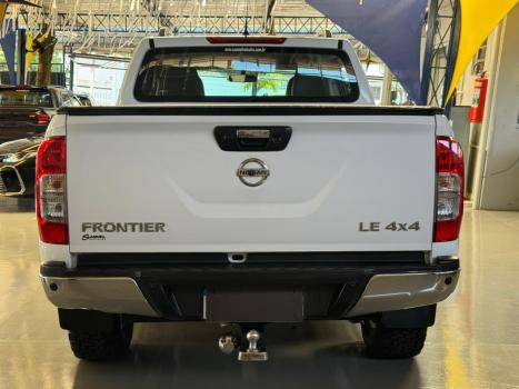 NISSAN Frontier 2.3 16V LE 4X4 CABINE DUPLA BI-TURBO DIESEL AUTOM�TICO, Foto 5