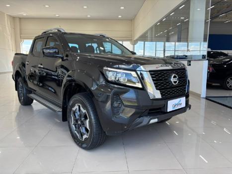 NISSAN Frontier 2.3 16V XE 4X4 CABINE DUPLA BI-TURBO DIESEL AUTOM�TICO, Foto 3