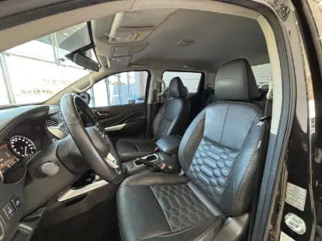 NISSAN Frontier 2.3 16V XE 4X4 CABINE DUPLA BI-TURBO DIESEL AUTOM�TICO, Foto 11