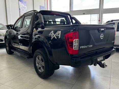 NISSAN Frontier 2.3 ATTACK CABINE DUPLA 4X4 BI-TURBO DIESEL AUTOM�TICO, Foto 7