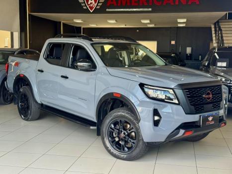 NISSAN Frontier 2.3 16V PRO4X CABINE DUPLA 4X4 BI-TURBO DIESEL AUTOM�TICO, Foto 2