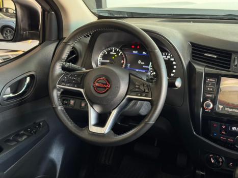 NISSAN Frontier 2.3 16V PRO4X CABINE DUPLA 4X4 BI-TURBO DIESEL AUTOM�TICO, Foto 9