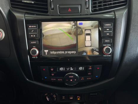 NISSAN Frontier 2.3 16V PRO4X CABINE DUPLA 4X4 BI-TURBO DIESEL AUTOM�TICO, Foto 15