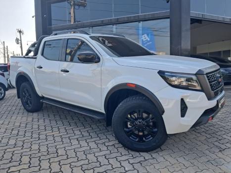NISSAN Frontier 2.3 16V PRO4X CABINE DUPLA 4X4 BI-TURBO DIESEL AUTOM�TICO, Foto 1