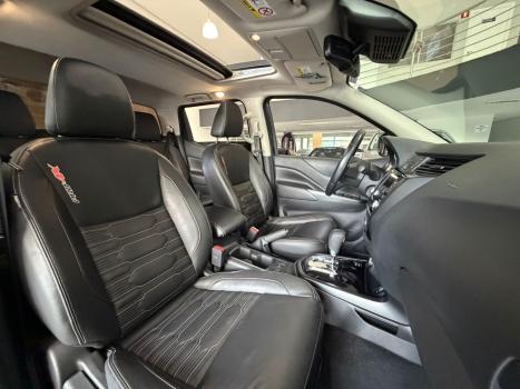 NISSAN Frontier 2.3 16V PRO4X CABINE DUPLA 4X4 BI-TURBO DIESEL AUTOM�TICO, Foto 11