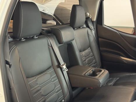 NISSAN Frontier 2.3 16V PRO4X CABINE DUPLA 4X4 BI-TURBO DIESEL AUTOM�TICO, Foto 8