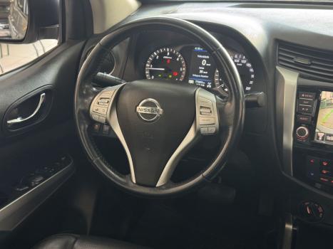 NISSAN Frontier 2.3 16V LE 4X4 CABINE DUPLA BI-TURBO DIESEL AUTOM�TICO, Foto 5