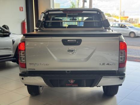 NISSAN Frontier 2.3 16V LE 4X4 CABINE DUPLA BI-TURBO DIESEL AUTOM�TICO, Foto 7