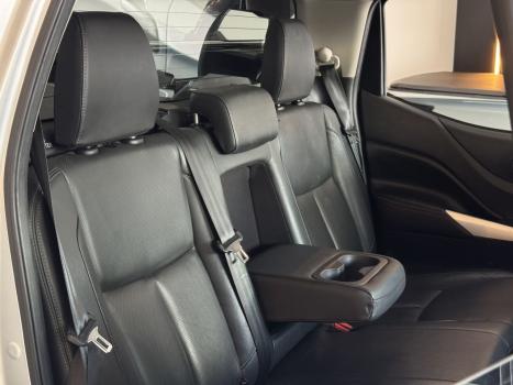 NISSAN Frontier 2.3 16V LE 4X4 CABINE DUPLA BI-TURBO DIESEL AUTOM�TICO, Foto 13