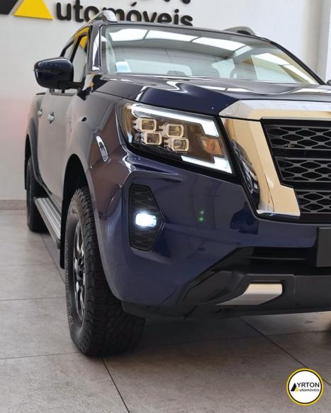 NISSAN Frontier 2.3 16V XE 4X4 CABINE DUPLA BI-TURBO DIESEL AUTOM�TICO, Foto 4