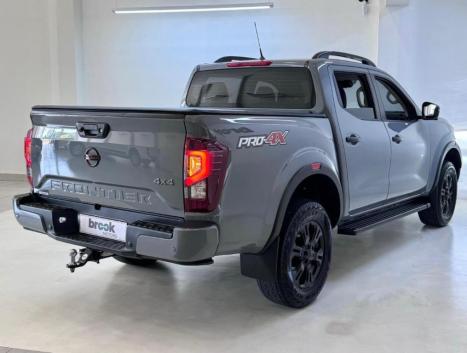 NISSAN Frontier 2.3 16V PRO4X CABINE DUPLA 4X4 BI-TURBO DIESEL AUTOM�TICO, Foto 4