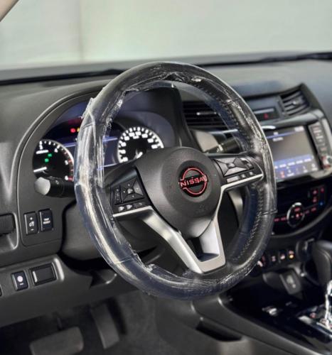 NISSAN Frontier 2.3 16V PRO4X CABINE DUPLA 4X4 BI-TURBO DIESEL AUTOM�TICO, Foto 8