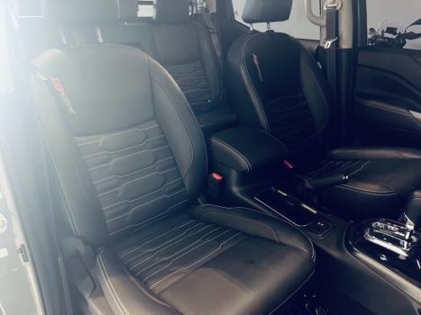 NISSAN Frontier 2.3 16V PRO4X CABINE DUPLA 4X4 BI-TURBO DIESEL AUTOM�TICO, Foto 6