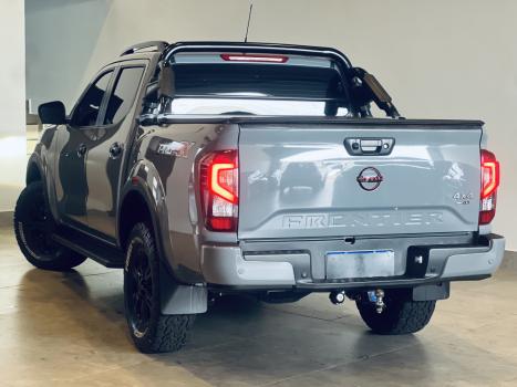 NISSAN Frontier 2.3 16V PRO4X CABINE DUPLA 4X4 BI-TURBO DIESEL AUTOM�TICO, Foto 2