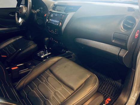 NISSAN Frontier 2.3 16V PRO4X CABINE DUPLA 4X4 BI-TURBO DIESEL AUTOM�TICO, Foto 7