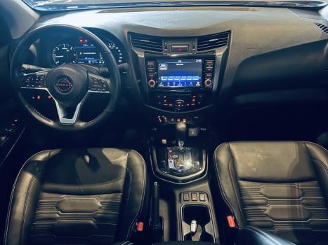 NISSAN Frontier 2.3 16V PRO4X CABINE DUPLA 4X4 BI-TURBO DIESEL AUTOM�TICO, Foto 5