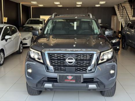 NISSAN Frontier 2.3 16V PLATINUM CABINE DUPLA 4X4 BI-TURBO DIESEL AUTOM�TICO, Foto 3