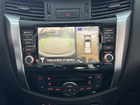 NISSAN Frontier 2.3 16V PLATINUM CABINE DUPLA 4X4 BI-TURBO DIESEL AUTOM�TICO, Foto 15