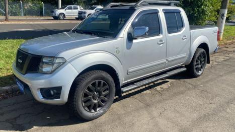NISSAN Frontier 2.3 16V LE 4X4 CABINE DUPLA BI-TURBO DIESEL AUTOM�TICO, Foto 1