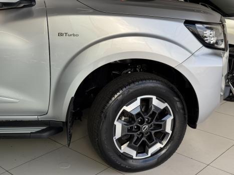 NISSAN Frontier 2.3 16V PLATINUM CABINE DUPLA 4X4 BI-TURBO DIESEL AUTOM�TICO, Foto 5