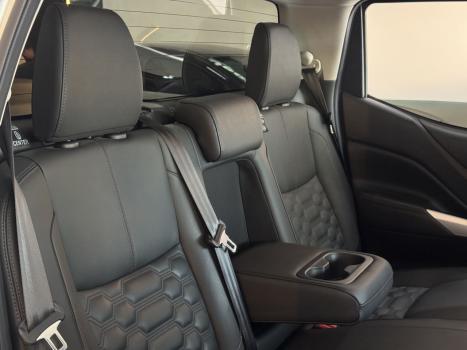 NISSAN Frontier 2.3 16V PLATINUM CABINE DUPLA 4X4 BI-TURBO DIESEL AUTOM�TICO, Foto 14