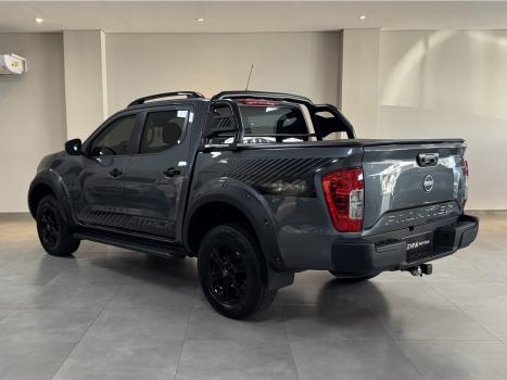NISSAN Frontier 2.3 ATTACK CABINE DUPLA 4X4 BI-TURBO DIESEL AUTOM�TICO, Foto 4