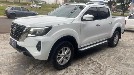 NISSAN Frontier 2.3 16V XE 4X4 CABINE DUPLA BI-TURBO DIESEL AUTOM�TICO, Foto 3