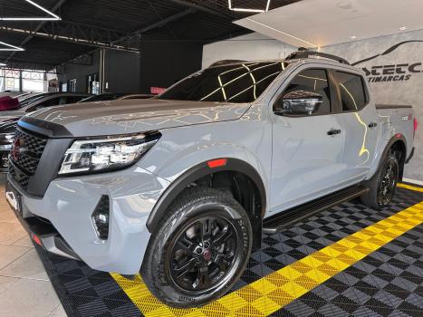 NISSAN Frontier 2.3 16V PRO4X CABINE DUPLA 4X4 BI-TURBO DIESEL AUTOM�TICO, Foto 2