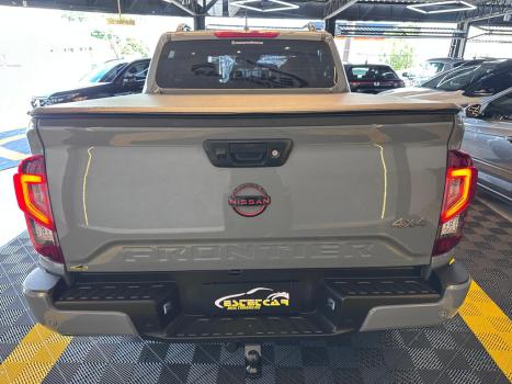 NISSAN Frontier 2.3 16V PRO4X CABINE DUPLA 4X4 BI-TURBO DIESEL AUTOM�TICO, Foto 6