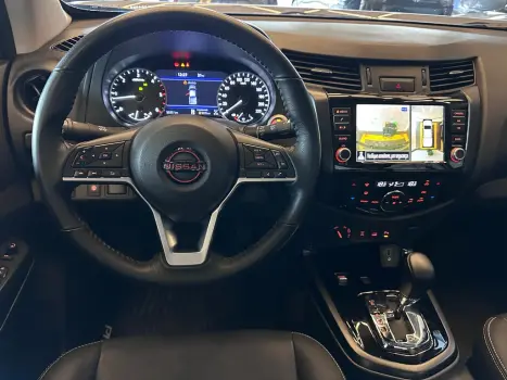 NISSAN Frontier 2.3 16V PRO4X CABINE DUPLA 4X4 BI-TURBO DIESEL AUTOM�TICO, Foto 9