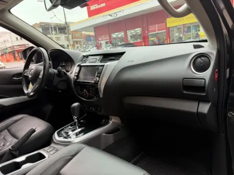 NISSAN Frontier 2.3 16V PLATINUM CABINE DUPLA 4X4 BI-TURBO DIESEL AUTOM�TICO, Foto 19