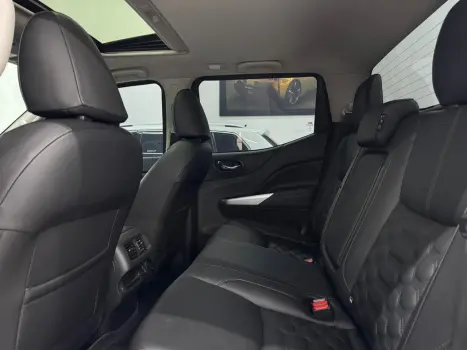 NISSAN Frontier 2.3 16V PLATINUM CABINE DUPLA 4X4 BI-TURBO DIESEL AUTOM�TICO, Foto 11