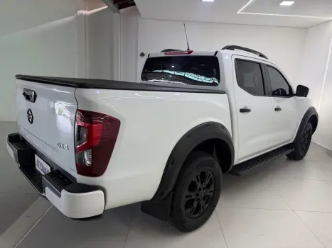 NISSAN Frontier 2.3 16V PRO4X CABINE DUPLA 4X4 BI-TURBO DIESEL AUTOM�TICO, Foto 13