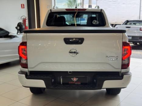 NISSAN Frontier 2.3 16V PLATINUM CABINE DUPLA 4X4 BI-TURBO DIESEL AUTOM�TICO, Foto 3