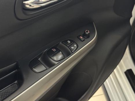 NISSAN Frontier 2.3 16V PLATINUM CABINE DUPLA 4X4 BI-TURBO DIESEL AUTOM�TICO, Foto 17
